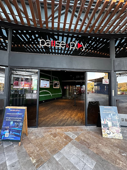 Salón de juego & Sports Bar Pause&Play, Alcalá de Henares