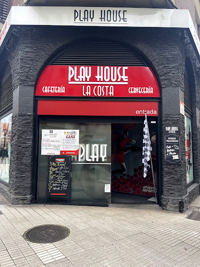 Foto 1 de Salón Play House La Costa, Gijón